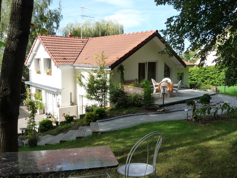 vue à partir du jardin